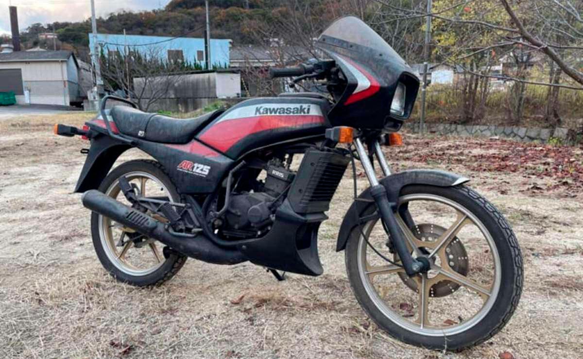 Honda Kawasaki Suzuki motos abandonadas