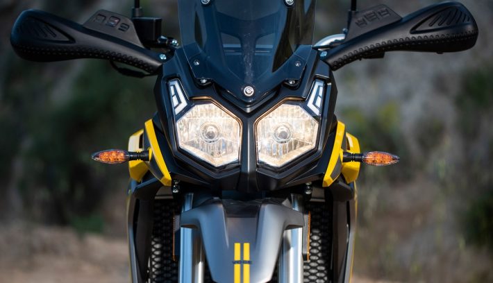 Voge 300 Rally on off anti Honda Tornado