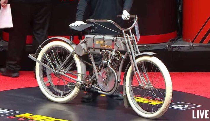 Harley-Davidson Strap Tank 1908