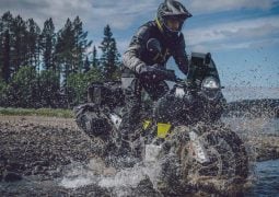 Husqvarna Norden 901 Argentina acción