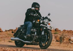 Royal Enfield Super Meteor 650