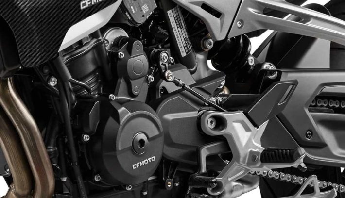 CFMoto NK800