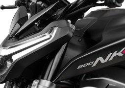 CFMoto anuncio NK800 AND KTM