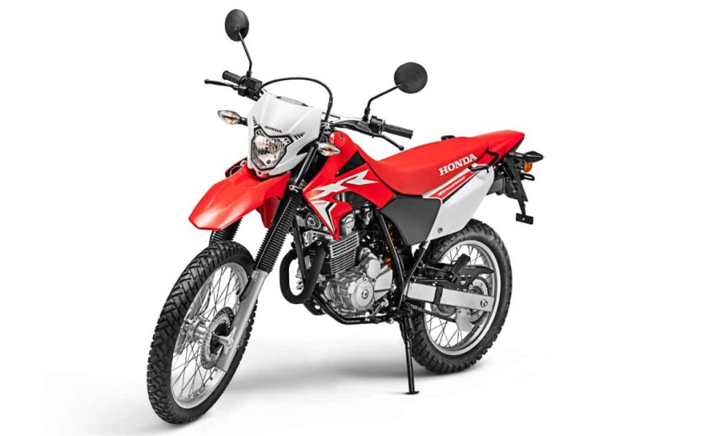 Honda lanzó a la nueva XR250 Tornado 2023 precio y características