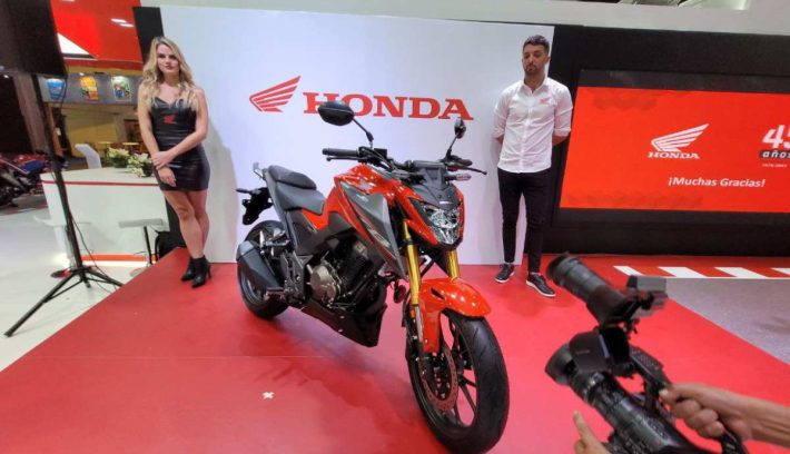Honda Twister CB300F
