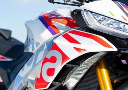 Nuevas Aprilia RSV4 y Tuono V4