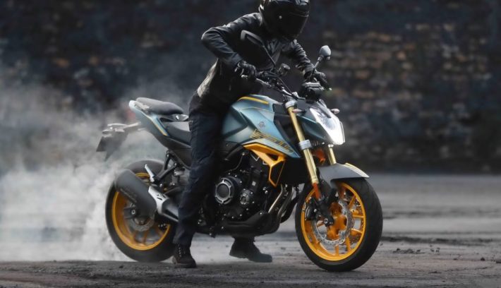 Voge 525R