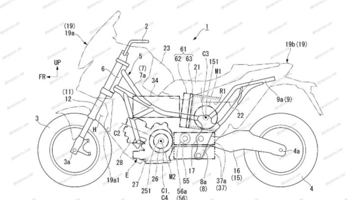 Honda patente moto tres motores