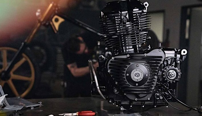 Royal Enfield Super Meteor 650 Roland Sands