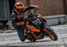 KTM 390 Duke 2024