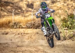 Kawasaki KX promo especial