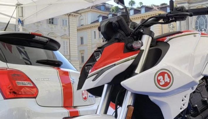 Suzuki GSX-8S Kevin Schwantz Edition