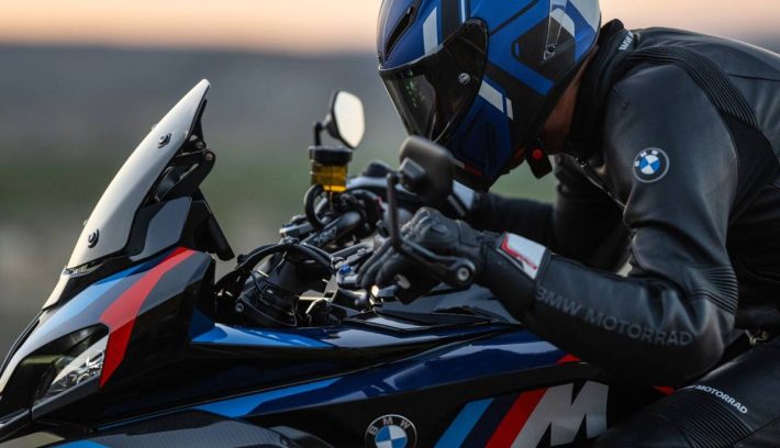 Honda apunta BMW M 1000 XR 2024 y Ducati Multistrada