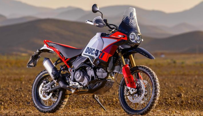 resumen semanal honda triumph Ducati DesertX Rally 2024