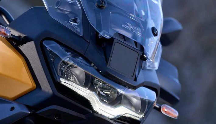 Moto Guzzi Stelvio 2024 trail italiana