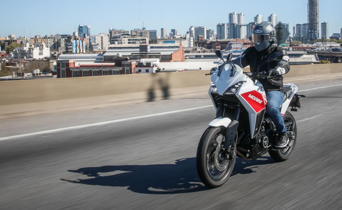 Moto Morini X-Cape 650