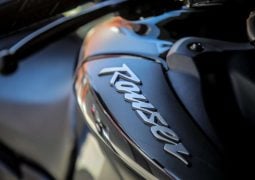 Bajaj Rouser N250
