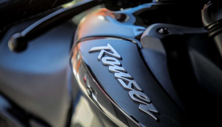 Bajaj Rouser N250