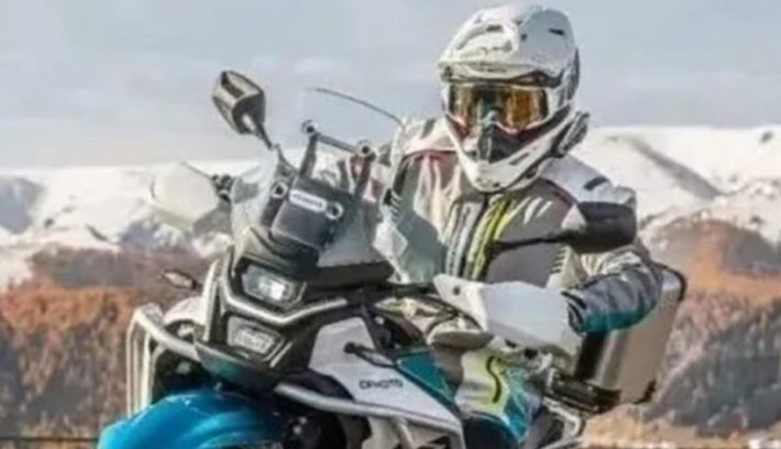 Honda, CFMoto. y Kawasaki encabezaron el segmento mediano