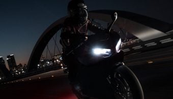 Triumph Daytona 660 teaser oficial Triumph Daytona 660 teaser oficial