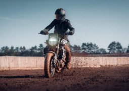 Husqvarna Svartpilen 801