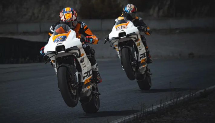 honda bajaj yamaha lo mejor de la semana KTM RC 8C 2024