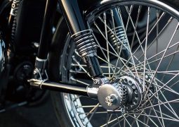 Royal Enfield 650 customizada