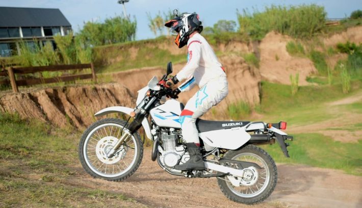 Honda Suzuki Triumph resumen semanal DR 650 lanzamiento