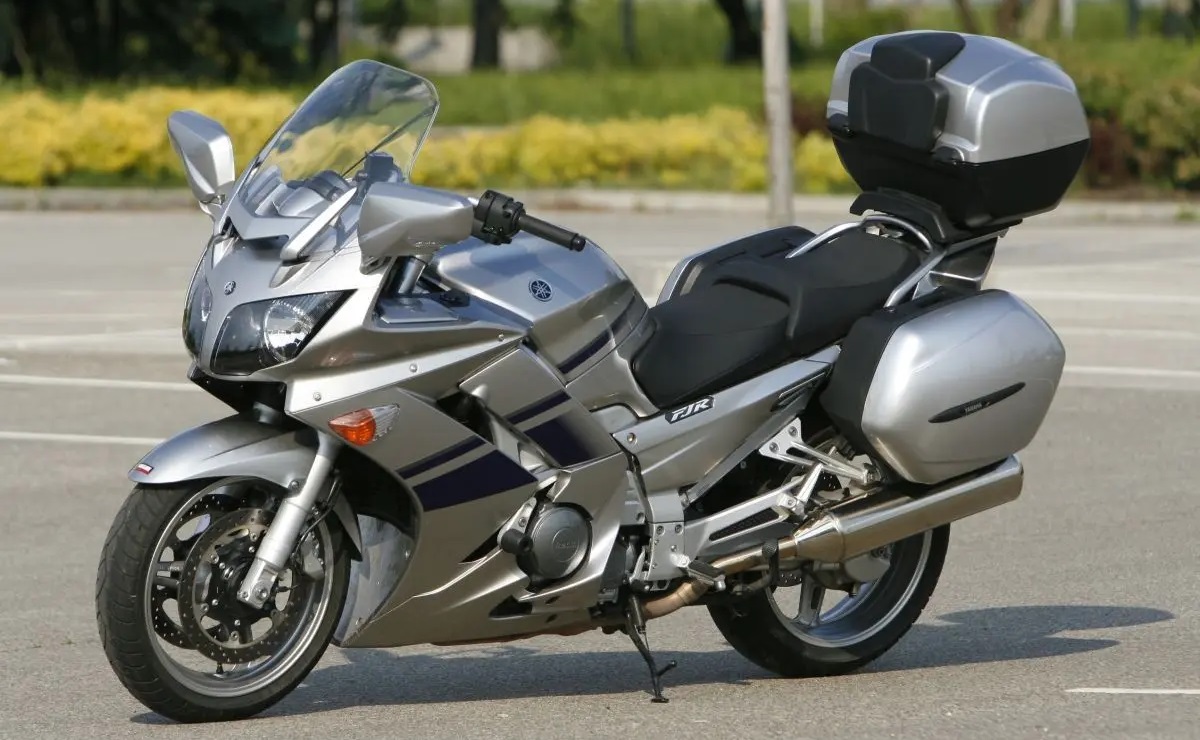 Yamaha FJR1300 otra de las mejores motos para viajar en USA