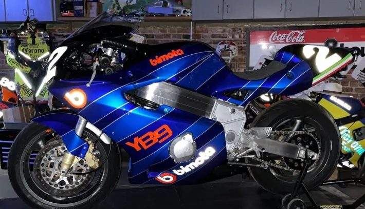 Se vende una Bimota YB9SR de hace casi 30 años