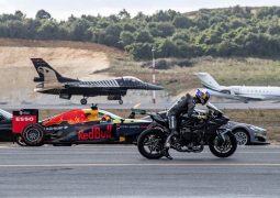 Esta Kawasaki es mas rapida que un avion F16 y un F1
