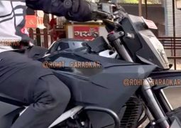 KTM prueba nuevas 390 2024
