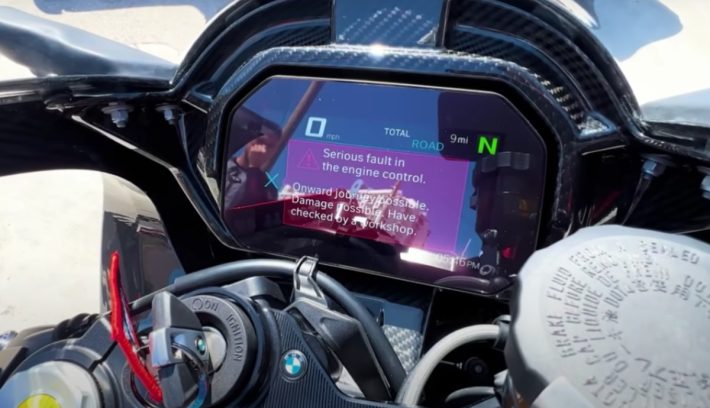 Polémico caso de una BMW M 1000 RR