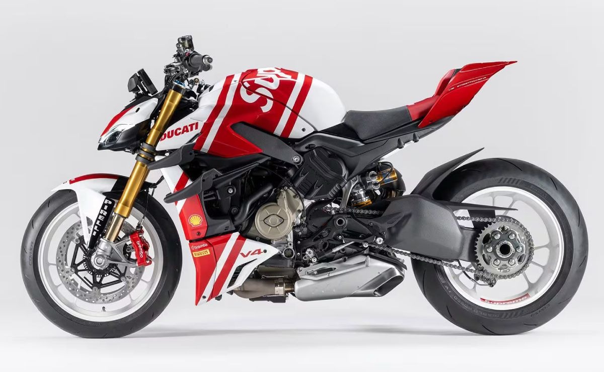 Ducati Streetfighter Supreme 2025 1