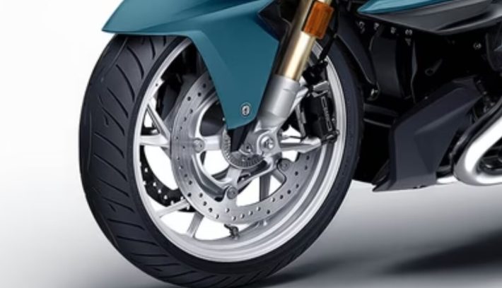BMW prepara nuevo modelo 1300: así podría verse y estos son los detalles que se conocen