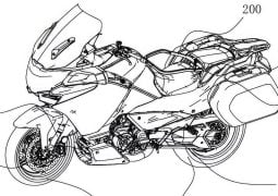 CFMoto y su innovador sistema con cinturones de seguridad para moto