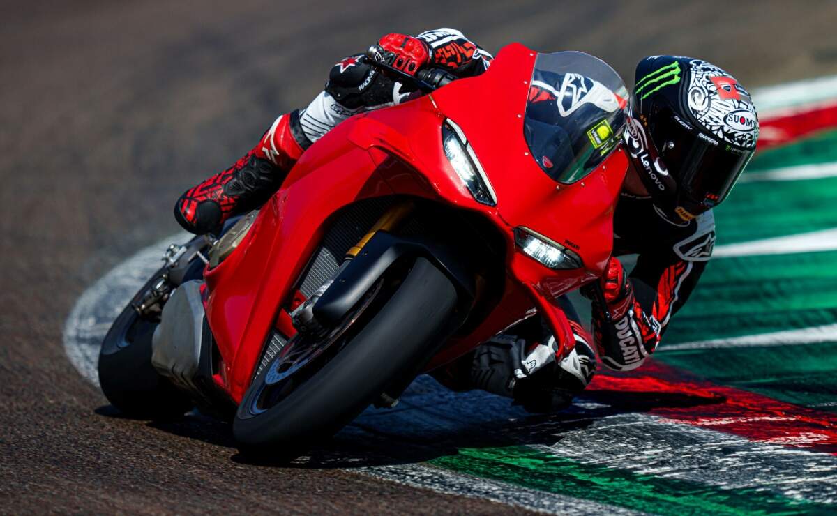 Ducati Panigale V4 S 2025