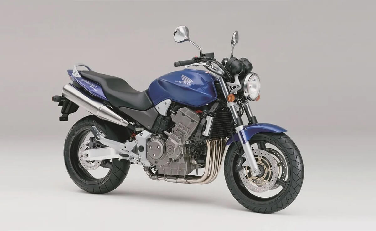 Honda CB900F Hornet una naked que carecio de la popularidad esperada