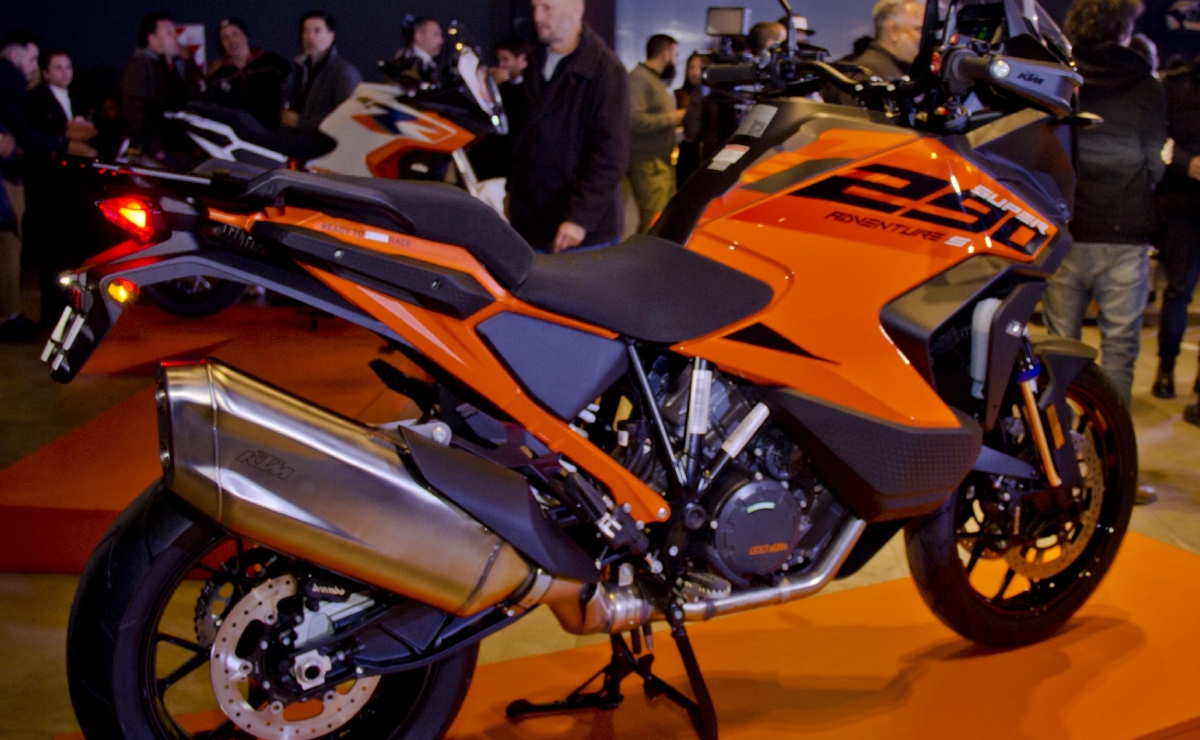 KTM 1290 Super Adventure S 2