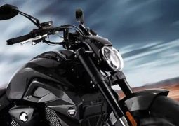 Más ancha que una Harley-Davidson Fat Boy: la cruiser china que destaca por su enorme rueda trasera