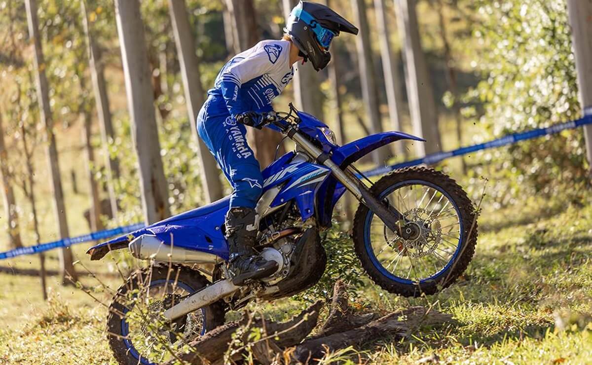 WR250F moto de enduro