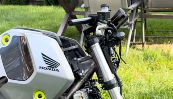 A esta Honda Grom le metieron un motor Ducati de casi 200 CV y así es como quedó