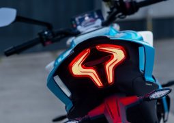 CFMoto lanza una moto naked potente y con tecnología contra robos