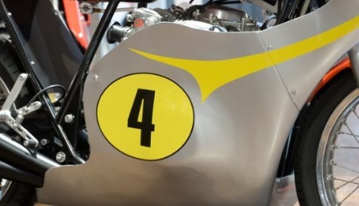 Evolución de la Honda CB500, de ganar competencias a circular por las carreteras