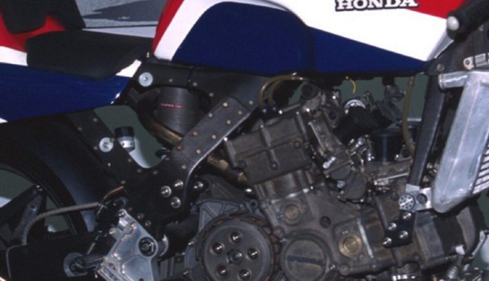 Honda NR500, una de las pocas motos que fracasó y que, además, posibilitó el éxito del futuro