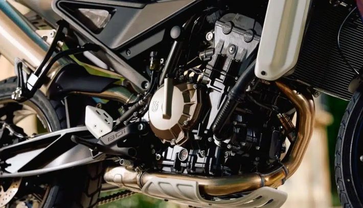 Husqvarna prepara su moto de calle más deportiva: esto sabemos hasta ahora
