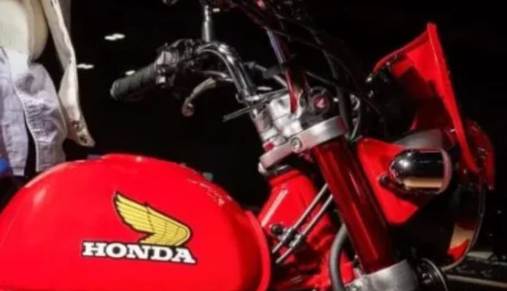 La Honda Monkey se viste de enduro de los 80