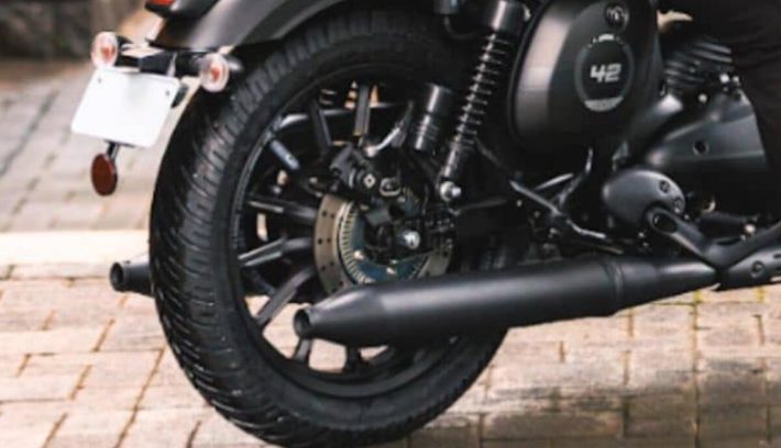 La rival de la Royal Enfield Meteor 350 se lanzó con grandes actualizaciones y a menor precio