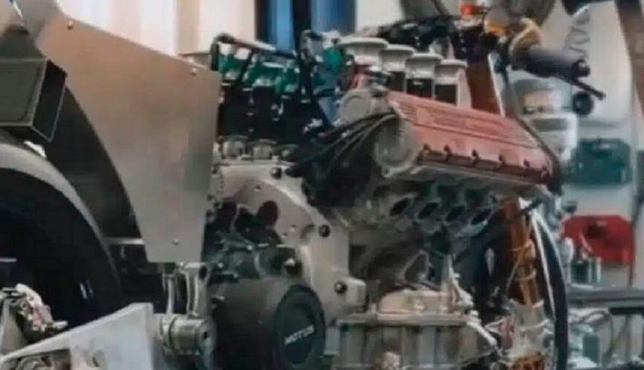 Todo sobre la moto con motor de Ferrari