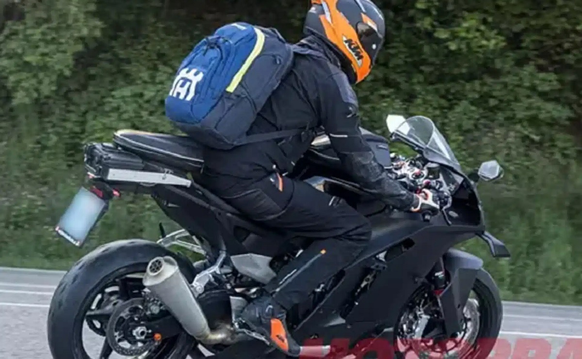 Primeras pruebas de la KTM 990 RC R